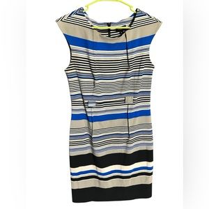 ILE New York women dress color blue size 8 used condition side red